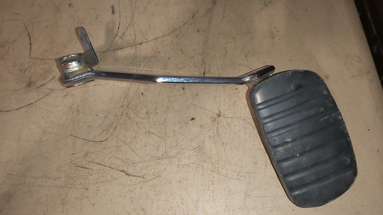 2009 Kawasaki VULCAN 1700 Brake Pedal And Lever - Image 2