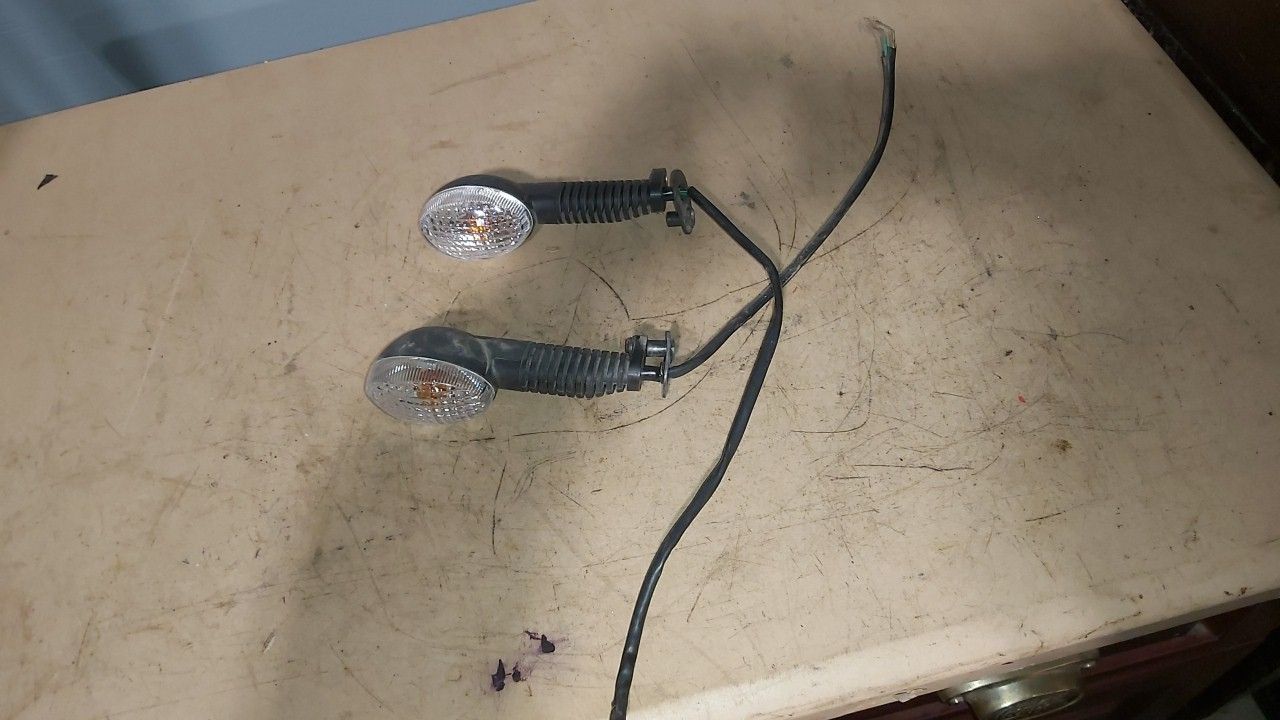 2009 - 2014 Kawasaki KLX 250 Front Signal Lights L+R - Image 2