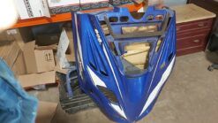 Alternative view of 1999 Yamaha Vmax 600 SX  Hood
