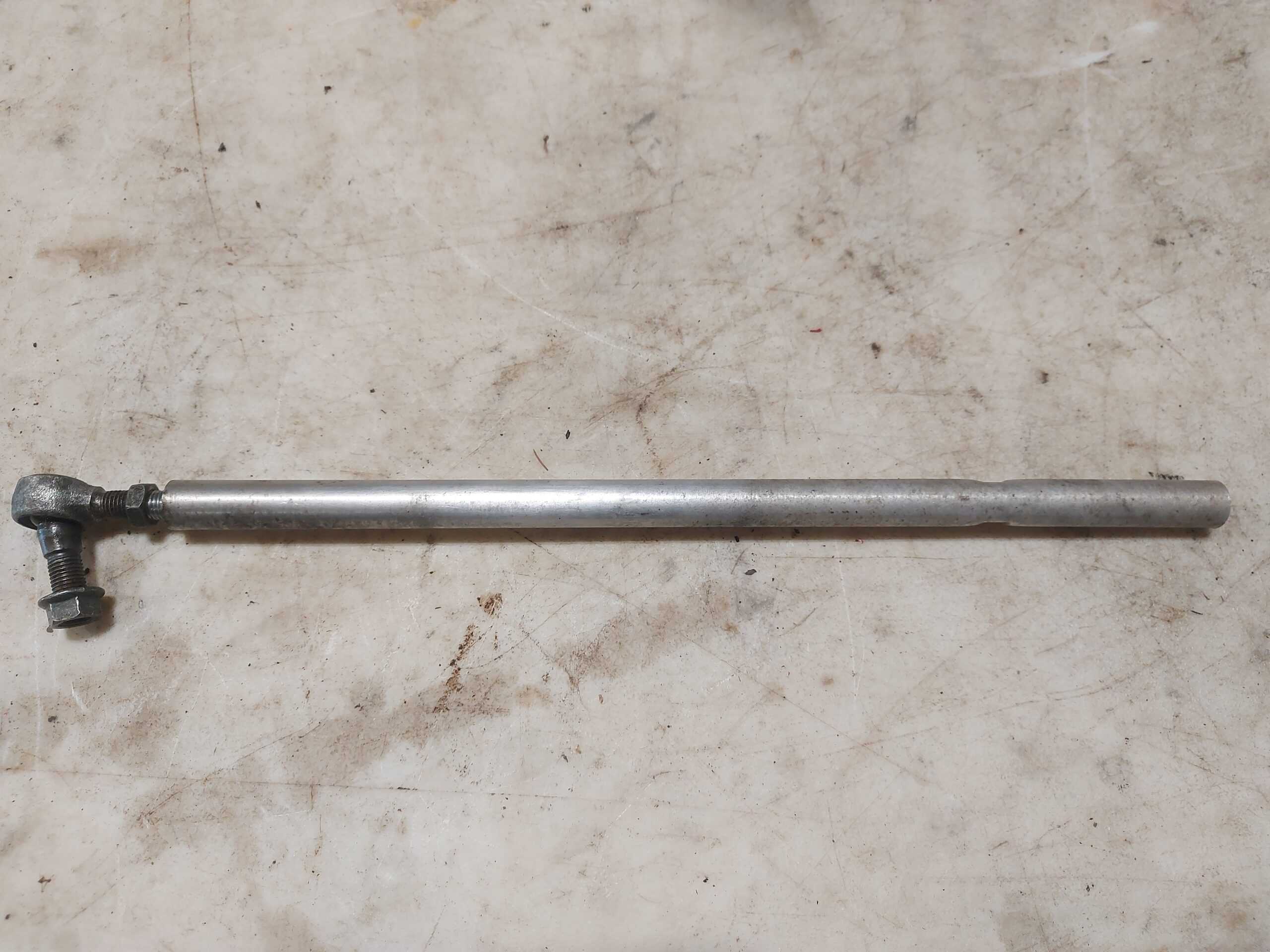 2005 Yamaha RX Tie Rod Assy. Missing 1 end