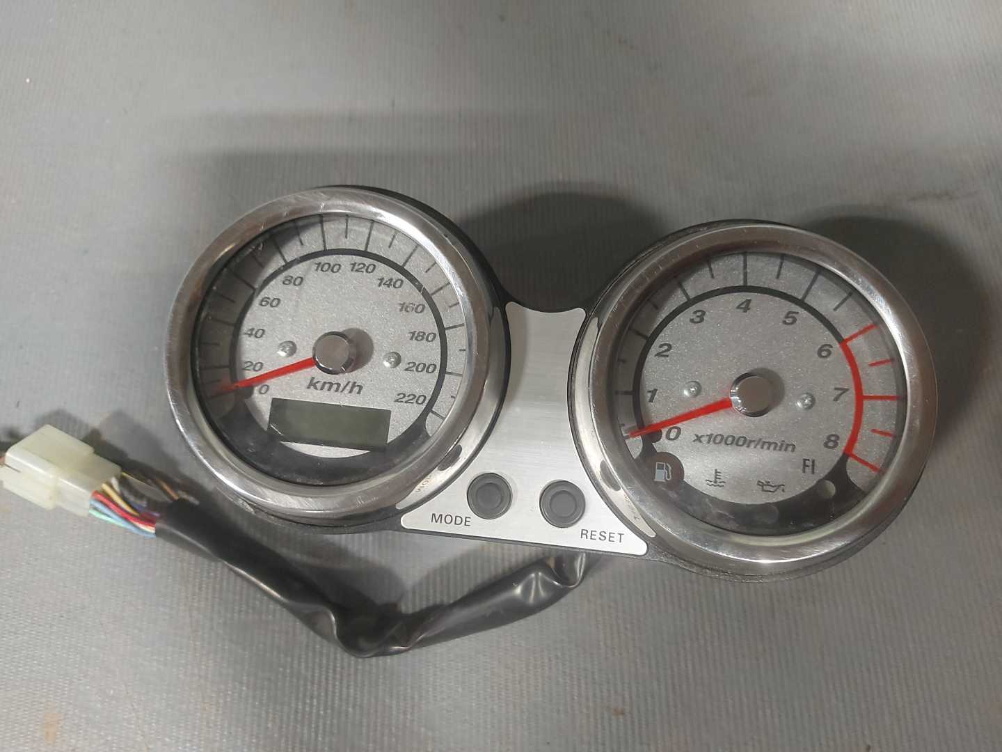 2002 - 2008 KAWASAKI VULCAN 1500 MEAN STREAK (VN1500-P1) METER(S)
