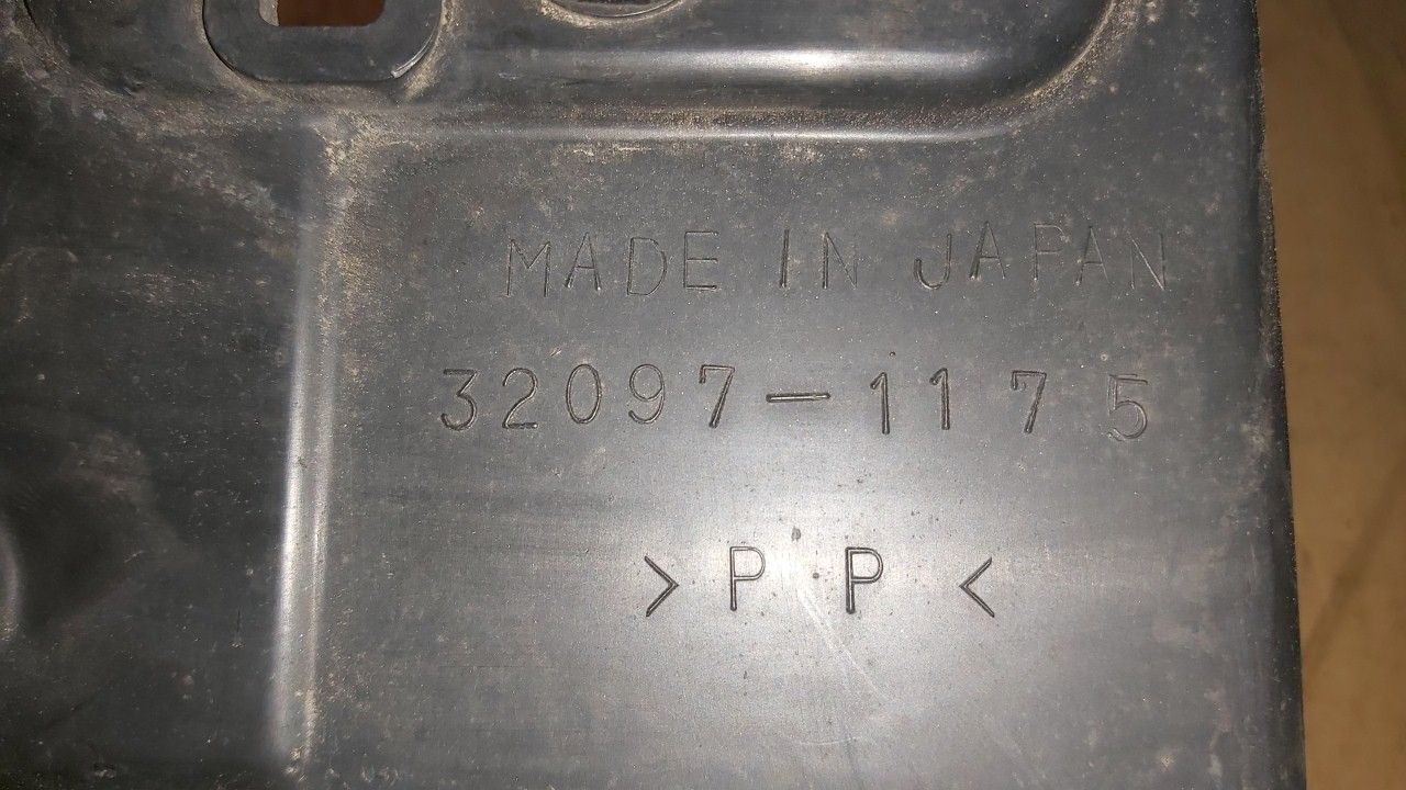 1999 - 2008 Kawasaki Vulcan 1500 Battery Case - Image 4