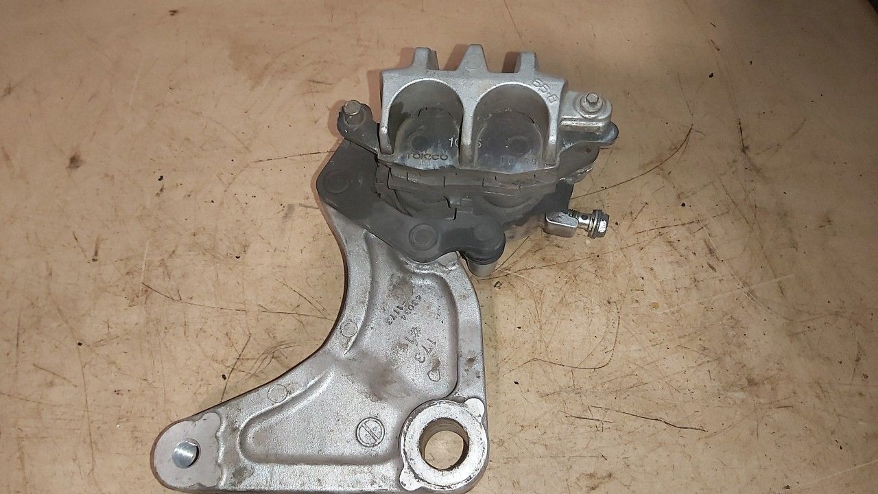 2001 - 2003 Kawasaki Vulcan 1500 Rear Brake Caliper