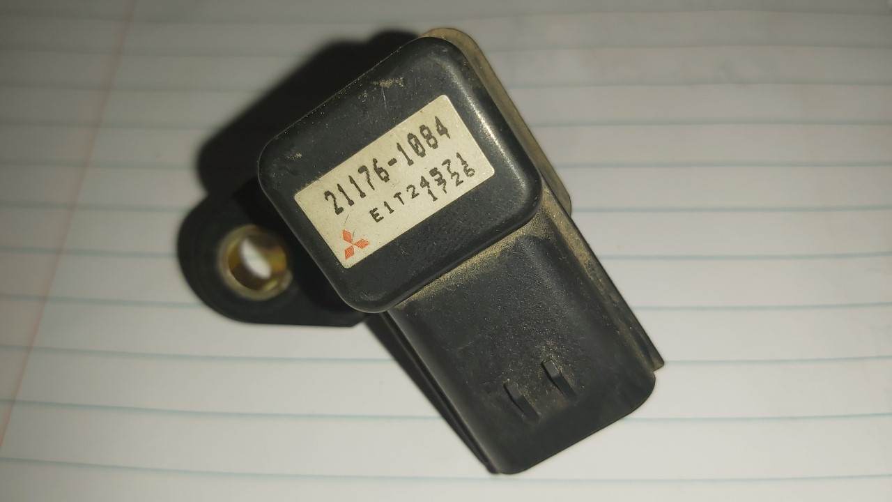 1999 - 2008 Kawasaki Vulcan,Ninja,ER,Z,Versys Pressure Sensor - Image 2