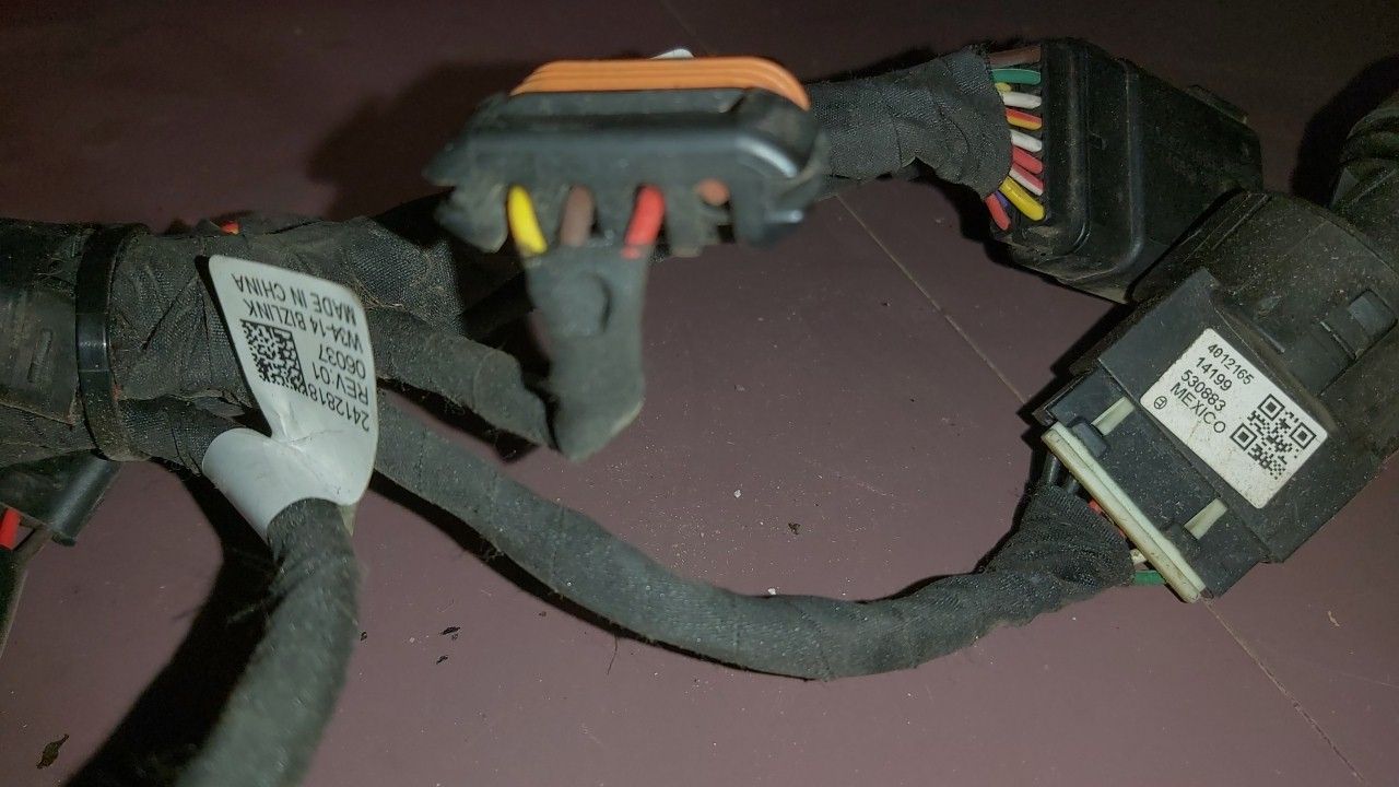 2015 -2016 Polaris Rush,Switchback,Axys,RMK Hood Wiring Harness & GPS Receiver Antenna - Image 3