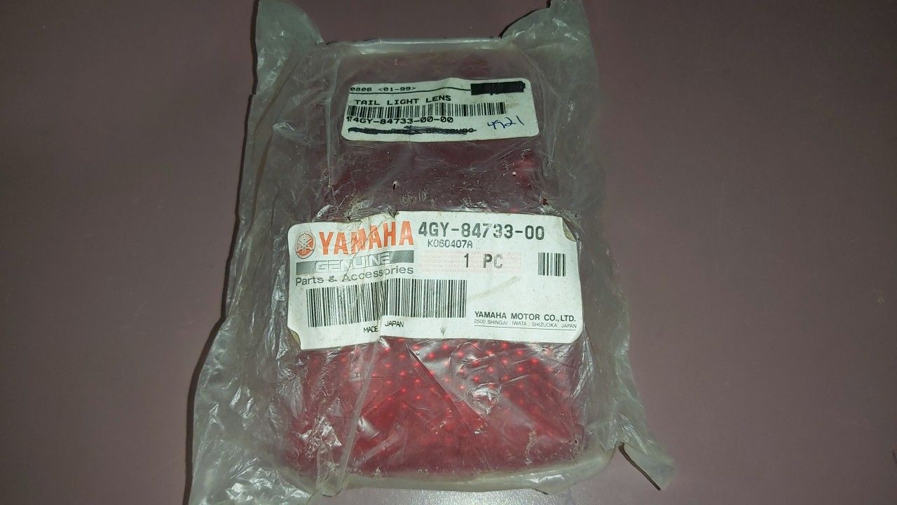 1998 - 2006 Yamaha WR 450,400250,TTR 250 Taillight Lens