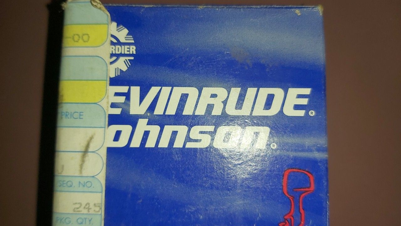 1975 - 1998 Evinrude Outboard 50,40,35 HP Thrust bushing - Image 5