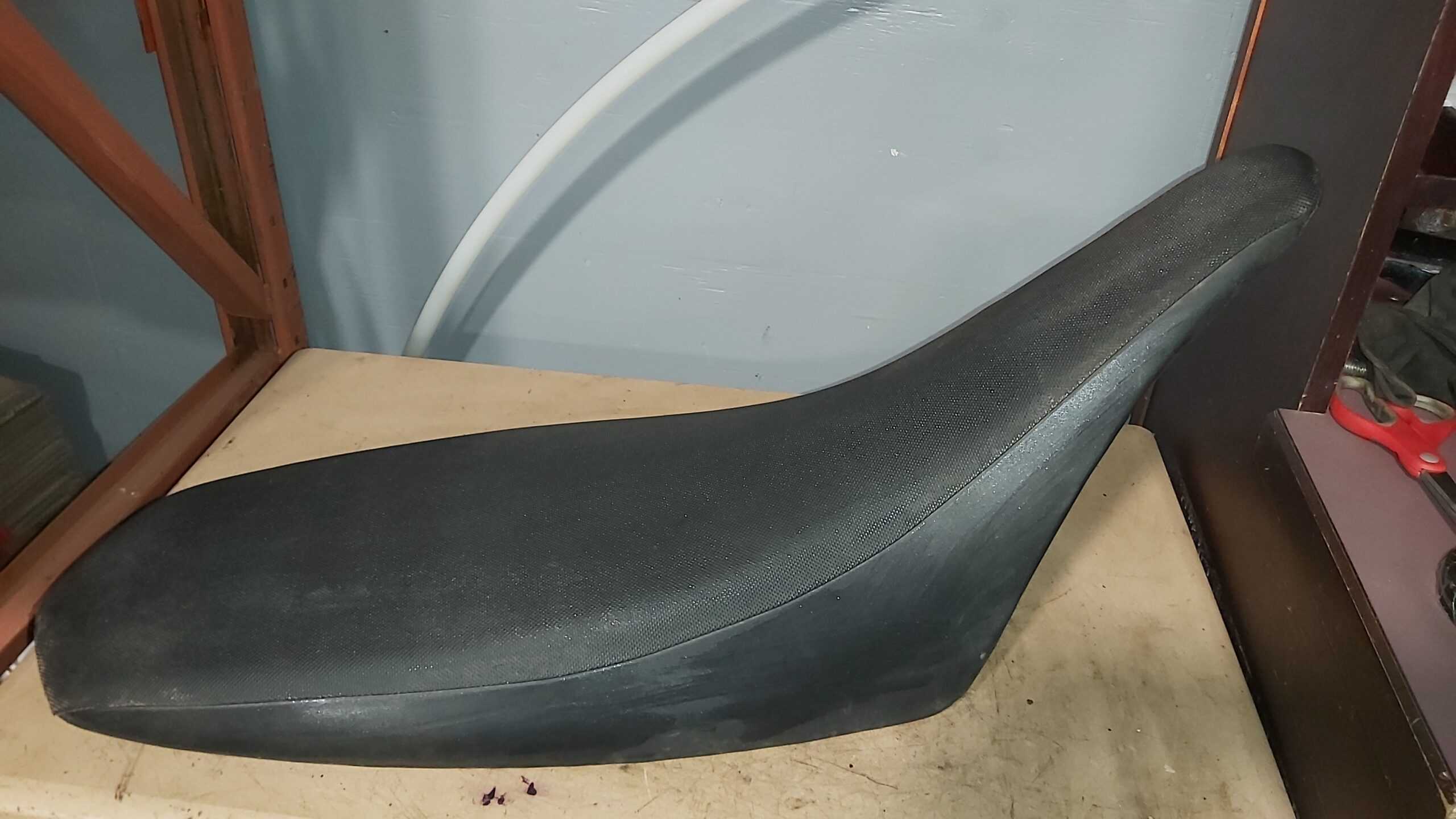 2008 - 2011 Kawasaki KFX450R Seat