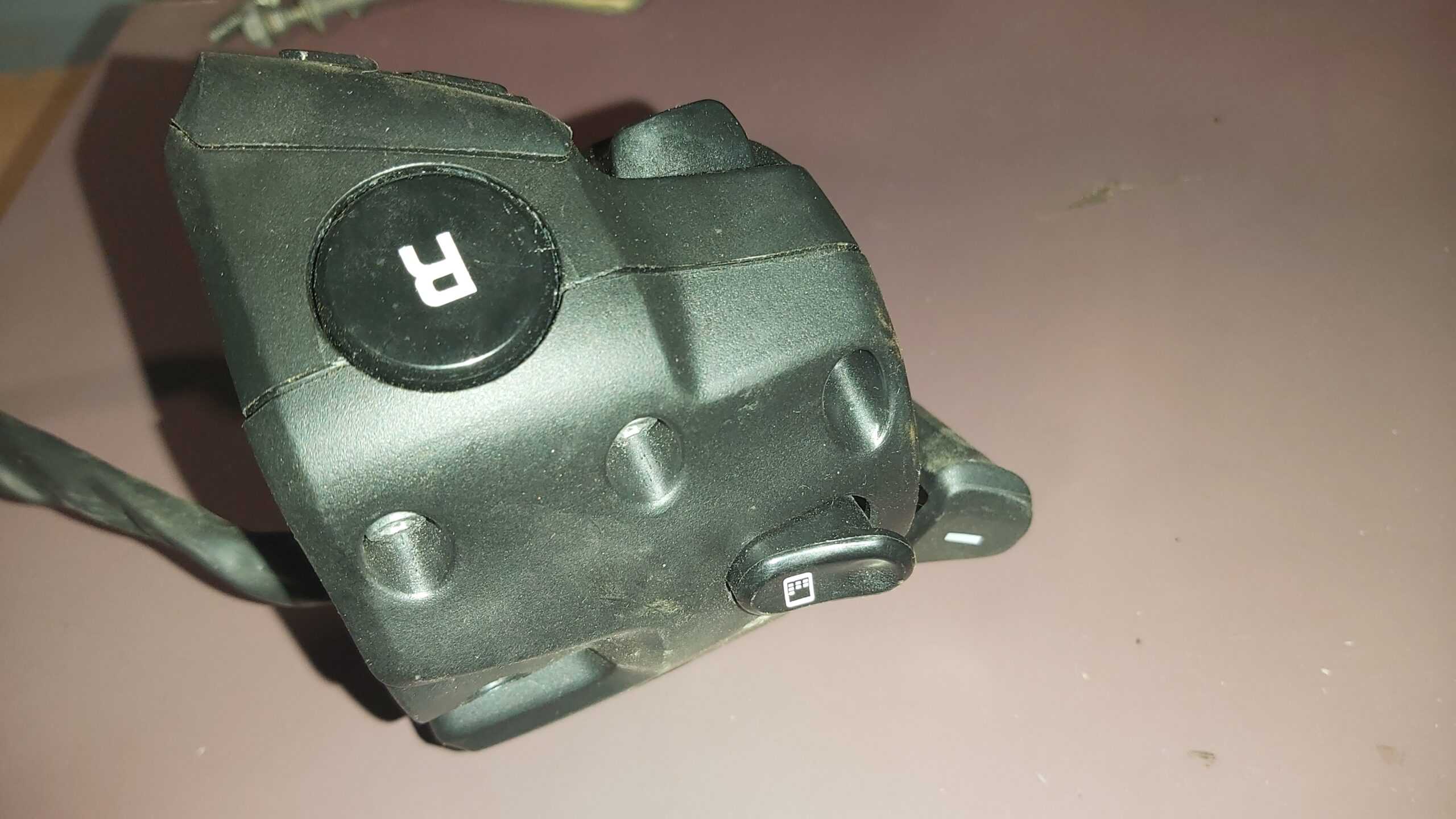 2018 - 2019 Can AM Spyder Housing Switch Automatic - Image 2