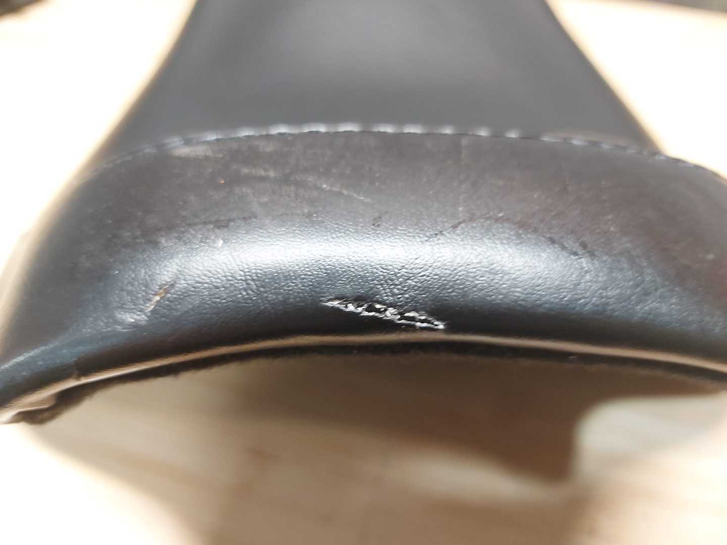 Le Pera Bare Bones Solo Seat Vinyl - Biker Gel - Smooth - LG-008 - Image 4