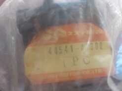 Alternative view of 1975 - 1981 Suzuki RM 100,125,250,400 TS 250 Gas Tank Rubber Damper Upper