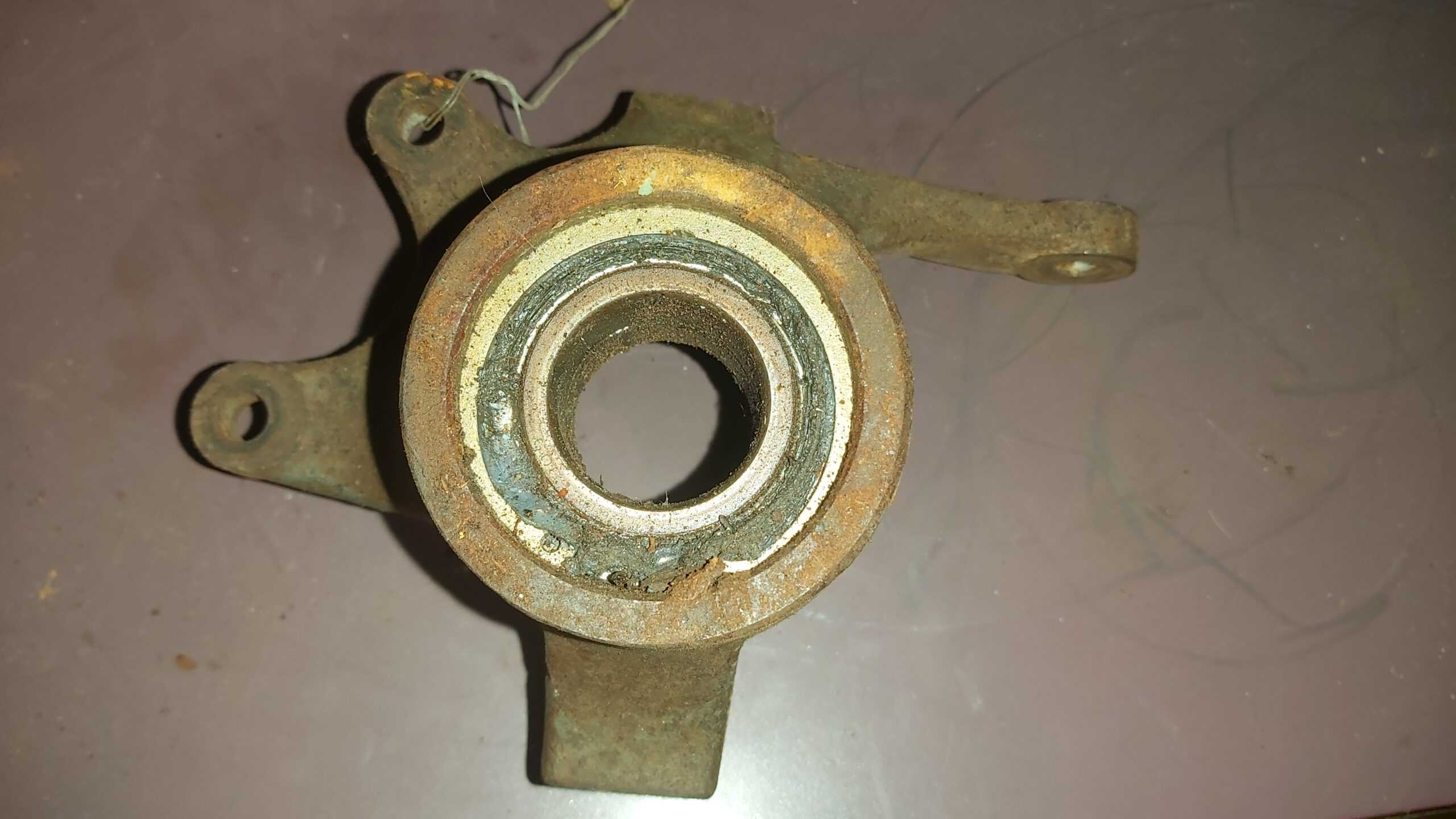 2005 Arctic Cat 2005 Arctic Cat 250/400/650 LH Steering Knuckle