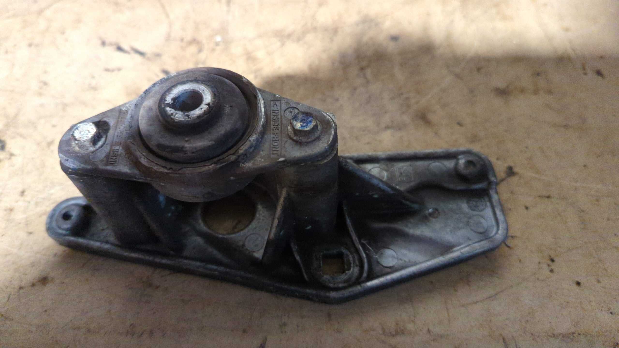 2005 Polaris Fusion 900 Engine Support Rear RH - Image 2
