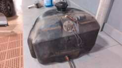 2002 Polaris CLASSIC 500 Gas Tank - Image 2