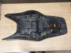Alternative view of 2002 - 2007 Honda CB900F Seat