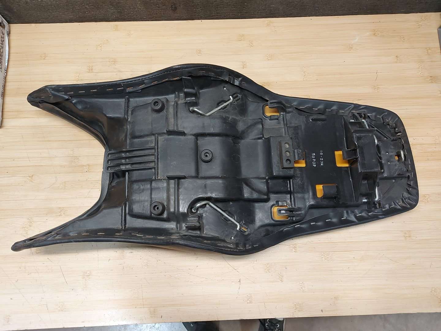 2002 - 2007 Honda CB900F Seat - Image 2