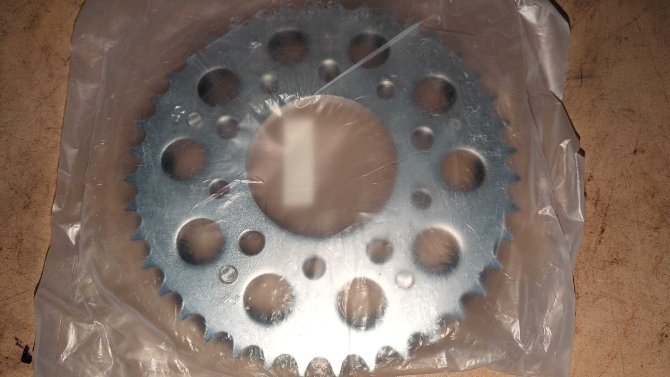 1994 Honda VF750C MAGNA SPROCKET, FINAL DRIVEN (40T) - Image 2