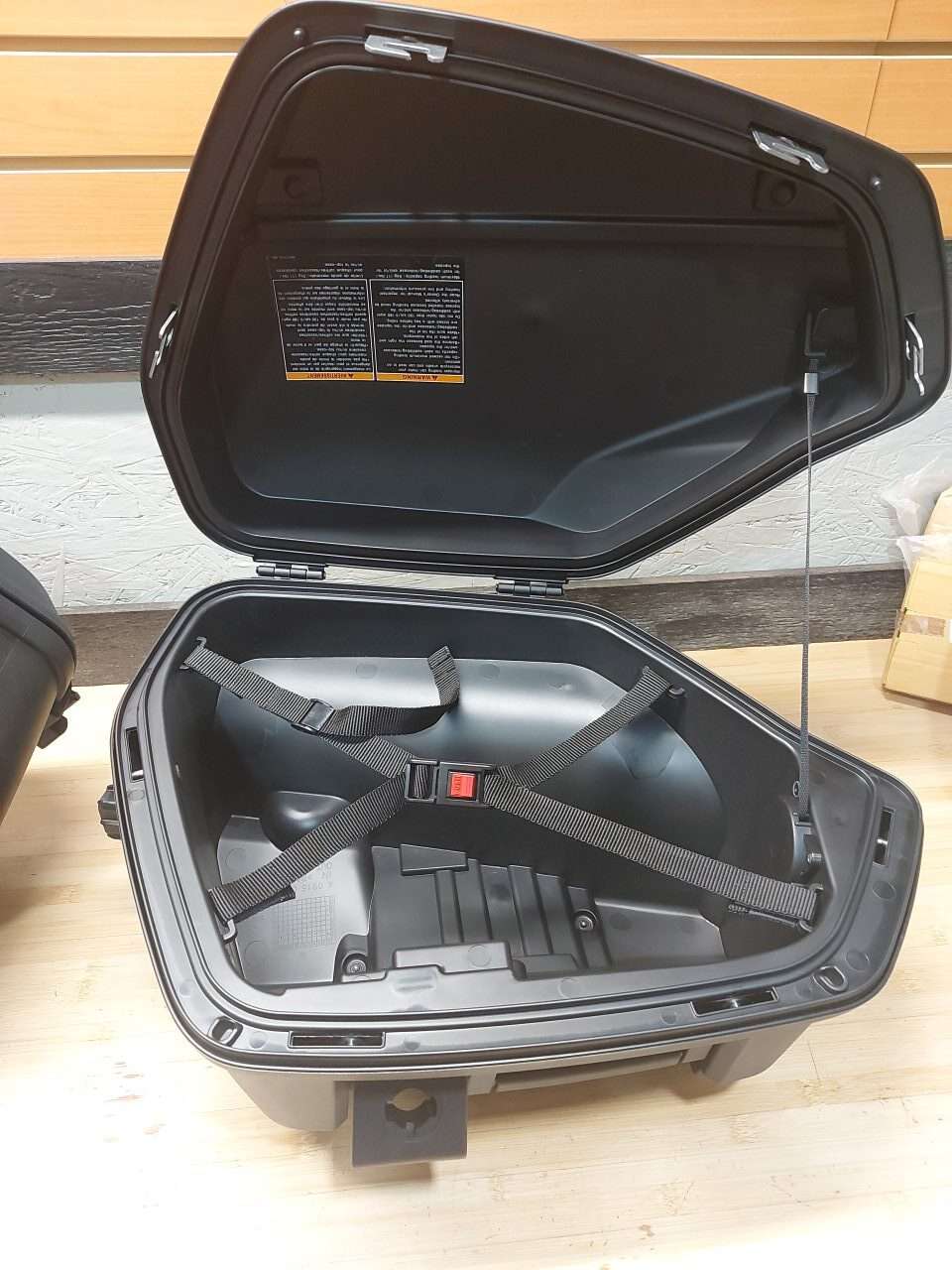 Suzuki V-STROM1000 / 650 sidecase set - Image 5