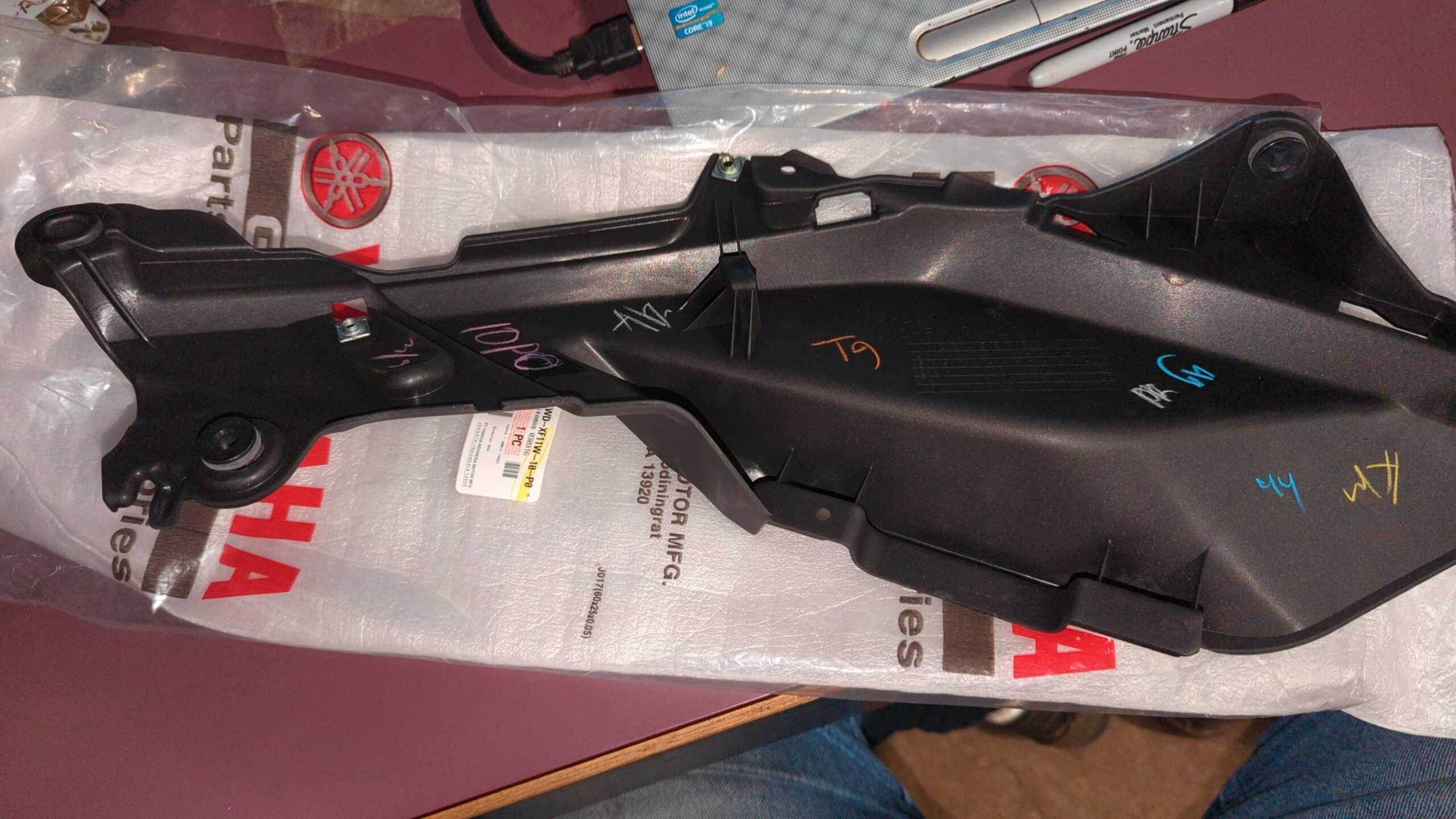 2015 - 2018 Yamaha YZFR3 Cover 7 Cowling