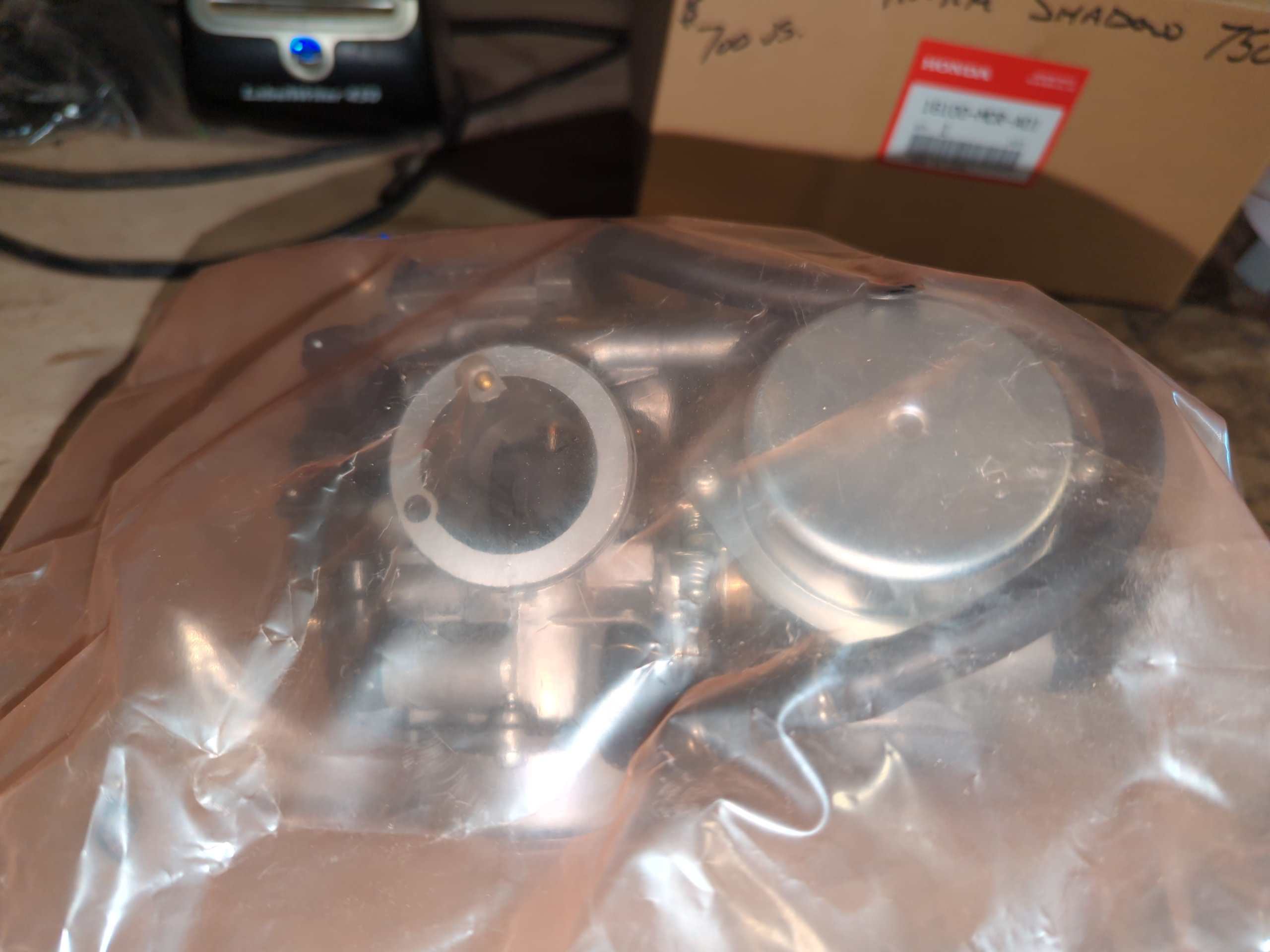 2001 - 2005 Honda SHADOW SPIRIT 750 VT750DC CARBURETOR