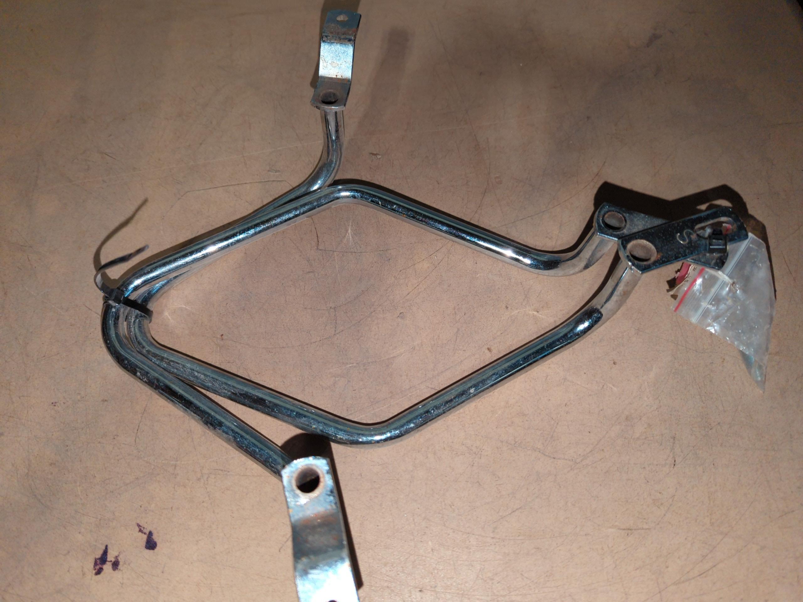 Yamaha XV750,1100 Saddle Bag Holder 16-4333 - Image 2