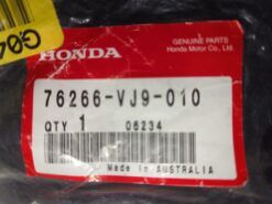 Honda Lawnmower Discharge Plug - Image 2