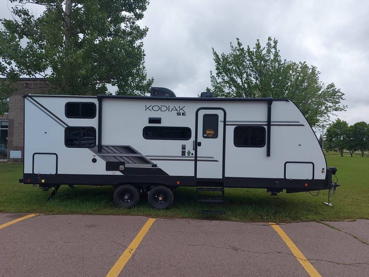 2022 KODIAK SE 24SBH