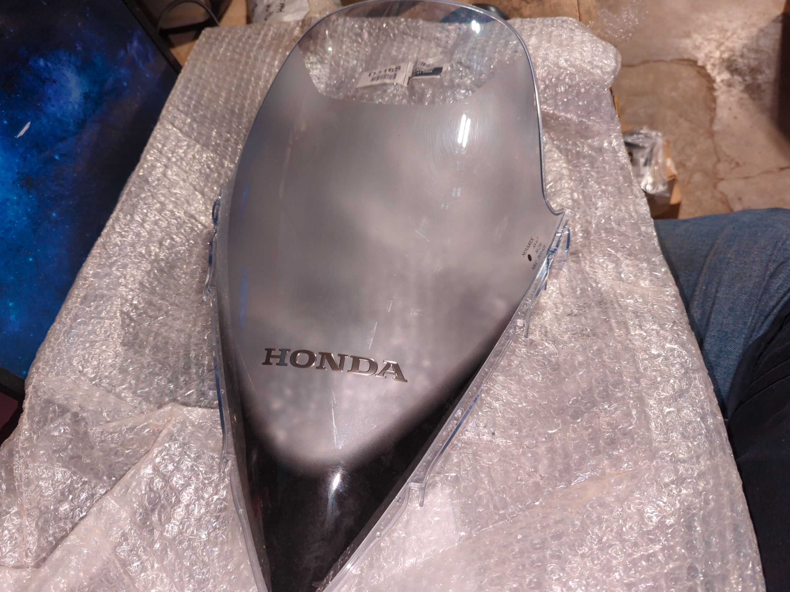 2008 Honda DN-01 GIVI Spoiler Windscreen