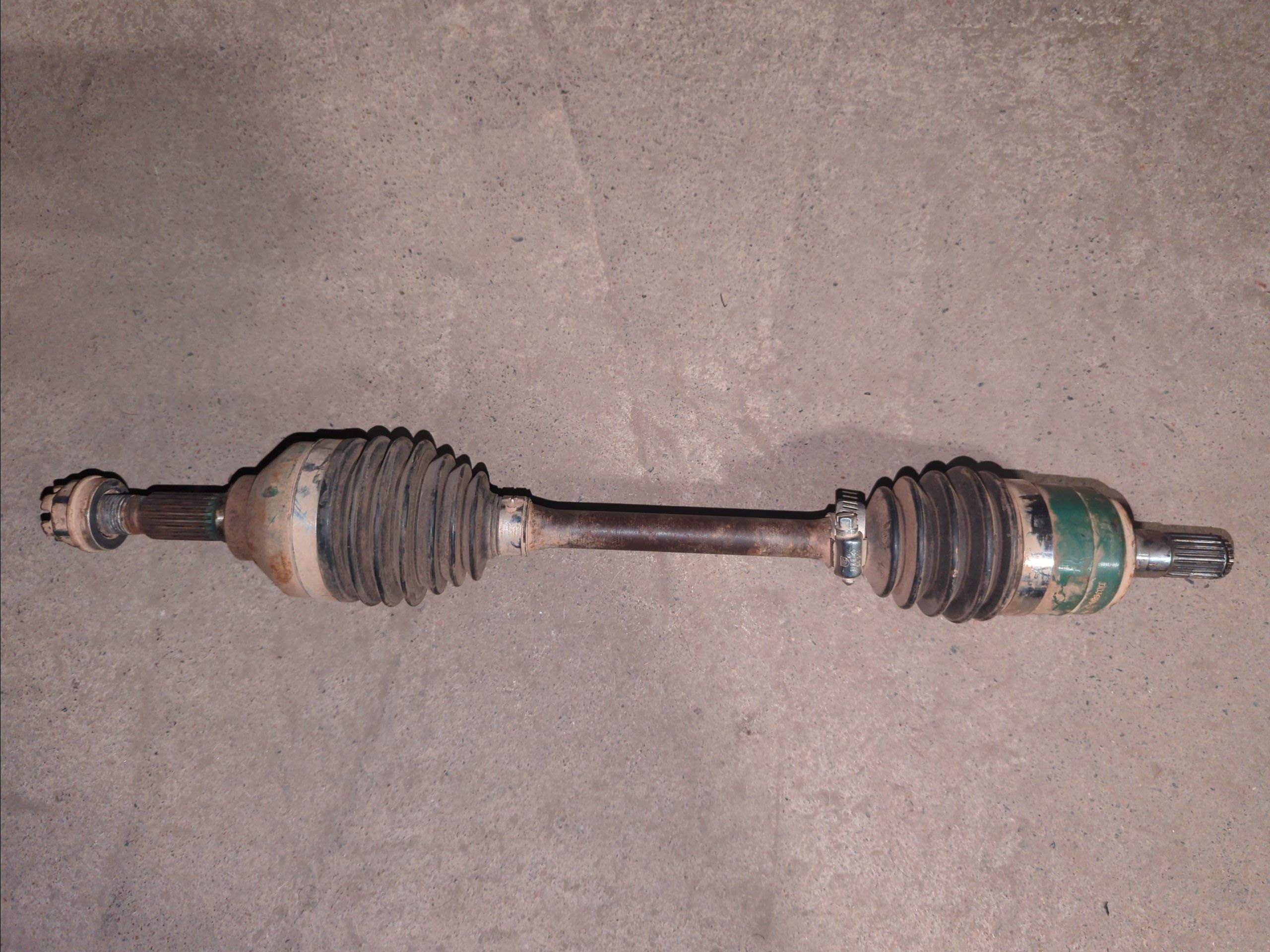 2006 – 2013 Kawasaki Brute Force Front Drive Axle