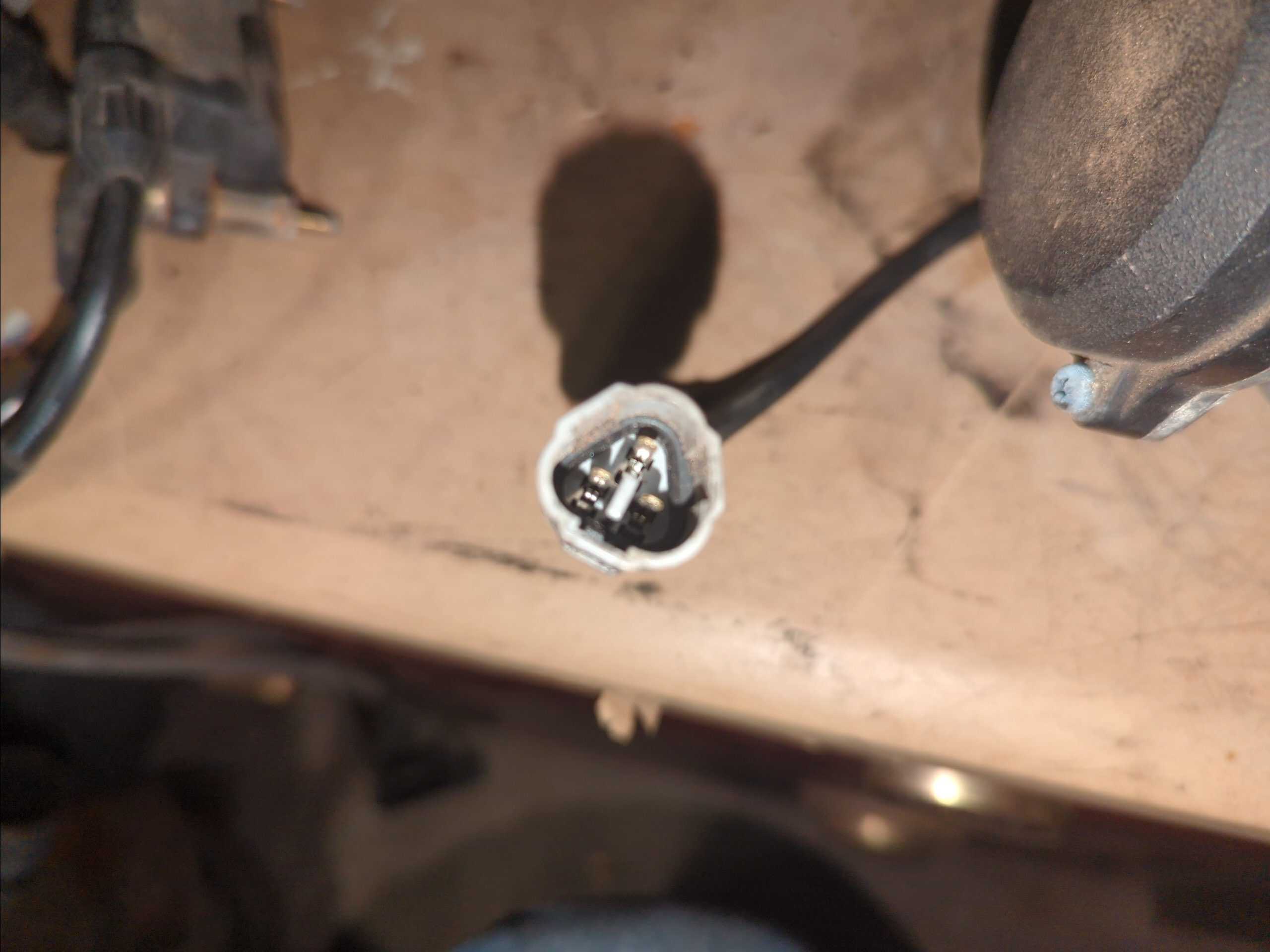 1999 - 2001 Kawasaki Vulcan 1500 Nomad Carburetor - Image 3