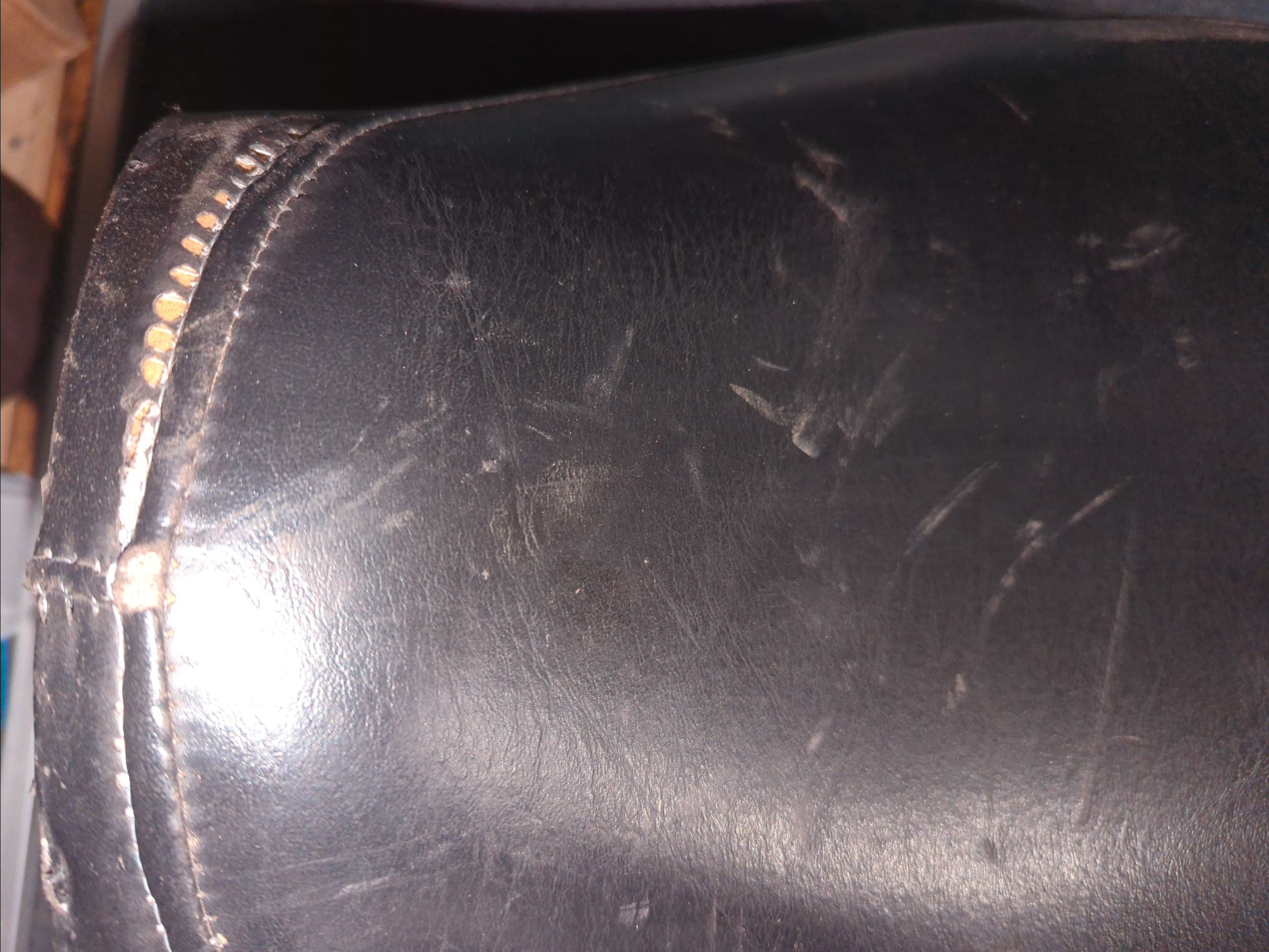 1996 - 2009 Kawasaki VULCAN 500 LTD Seat - Image 3