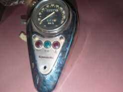 Alternative view of 1997 - 2009 Kawasaki VULCAN 500 LTD,VULCAN 800 CLASSIC SPEEDOMETER,KPH With Cover & Indicator lights