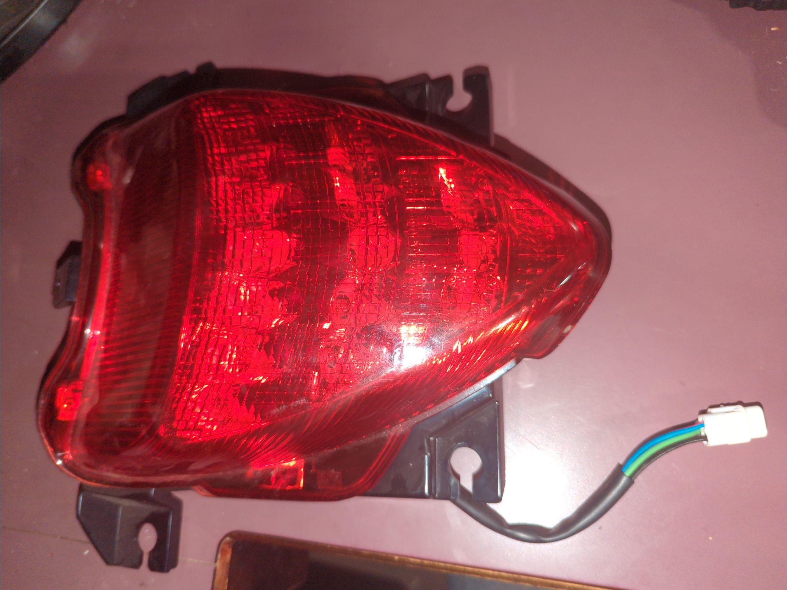 2006 - 2009 Suzuki Boulevard M109R VZR1800 LAMP ASSY, REAR - Image 2