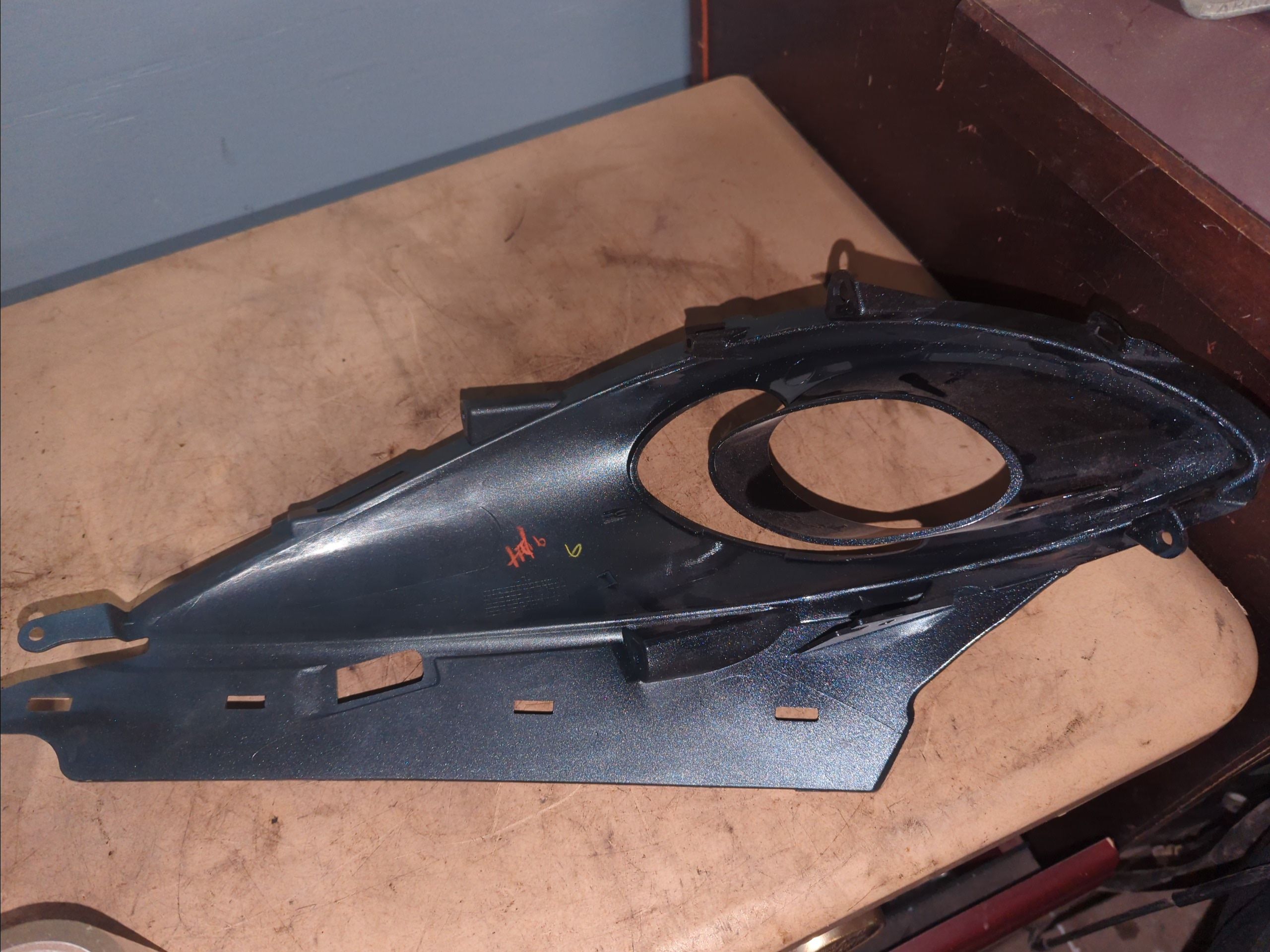 2008 - 2011 Suzuki HAYABUSA - GSX1300 INTAKE COVER - Image 4