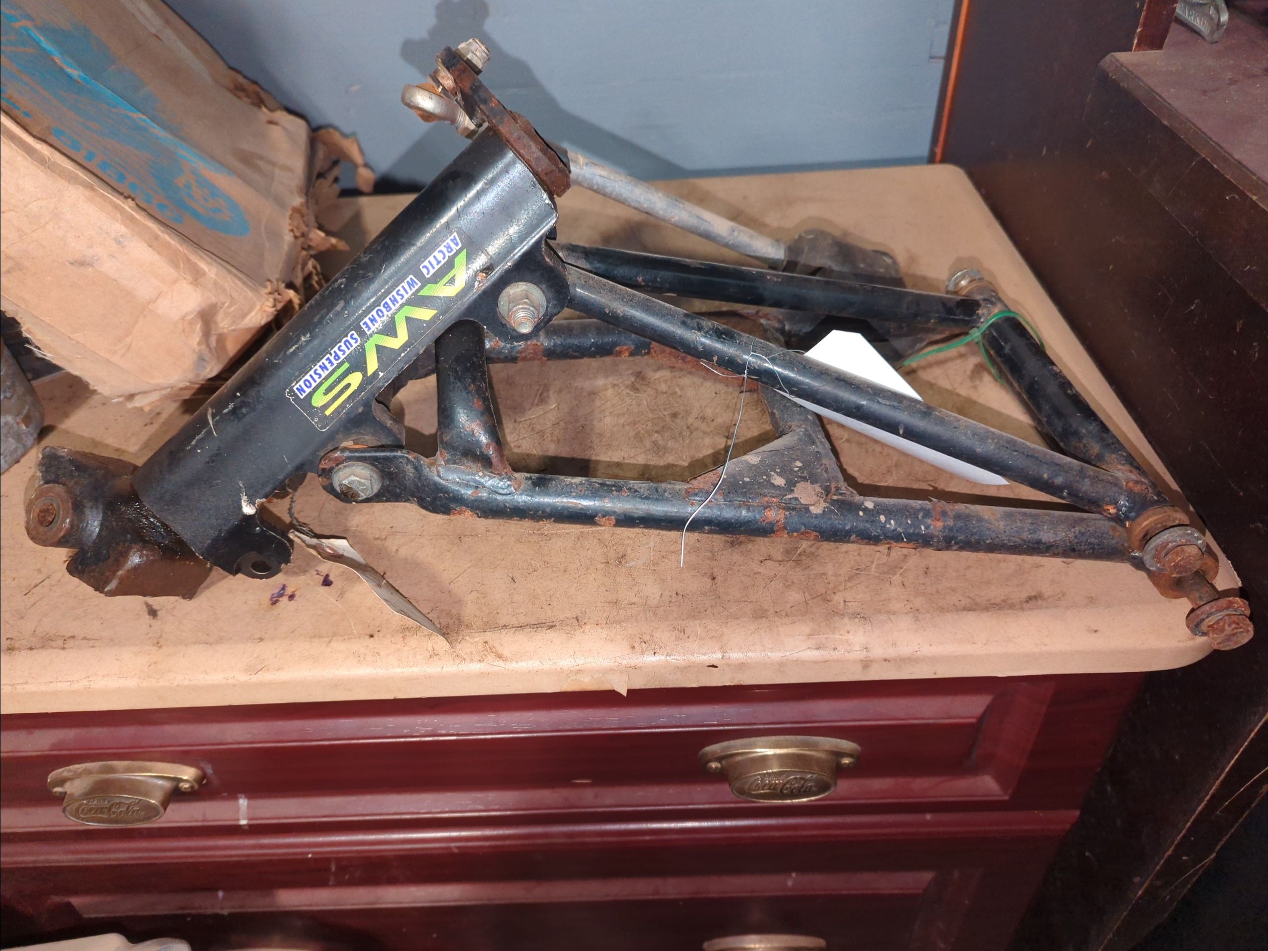 2001 -2002 Arctic Cat ZR 600/800 ZRT 600 Spindle, Steering - Right With A- Arms