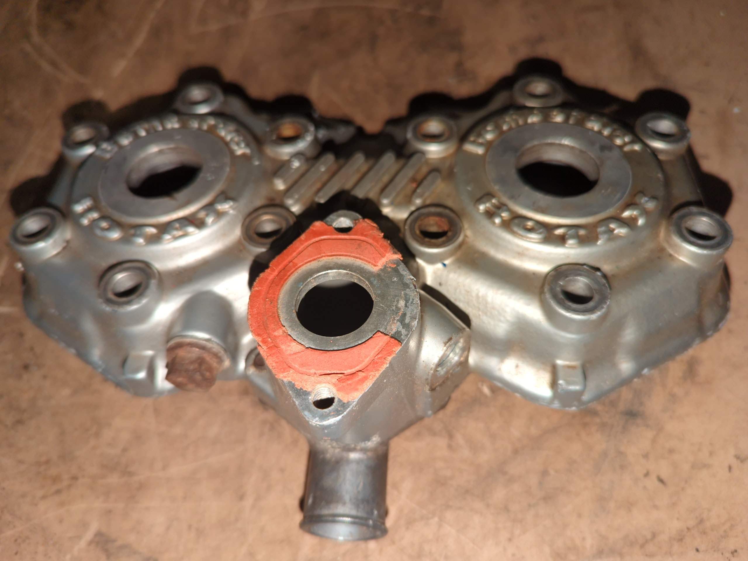 2003 - 2006 Ski Doo MX Z 440 Cylinder Head Cover