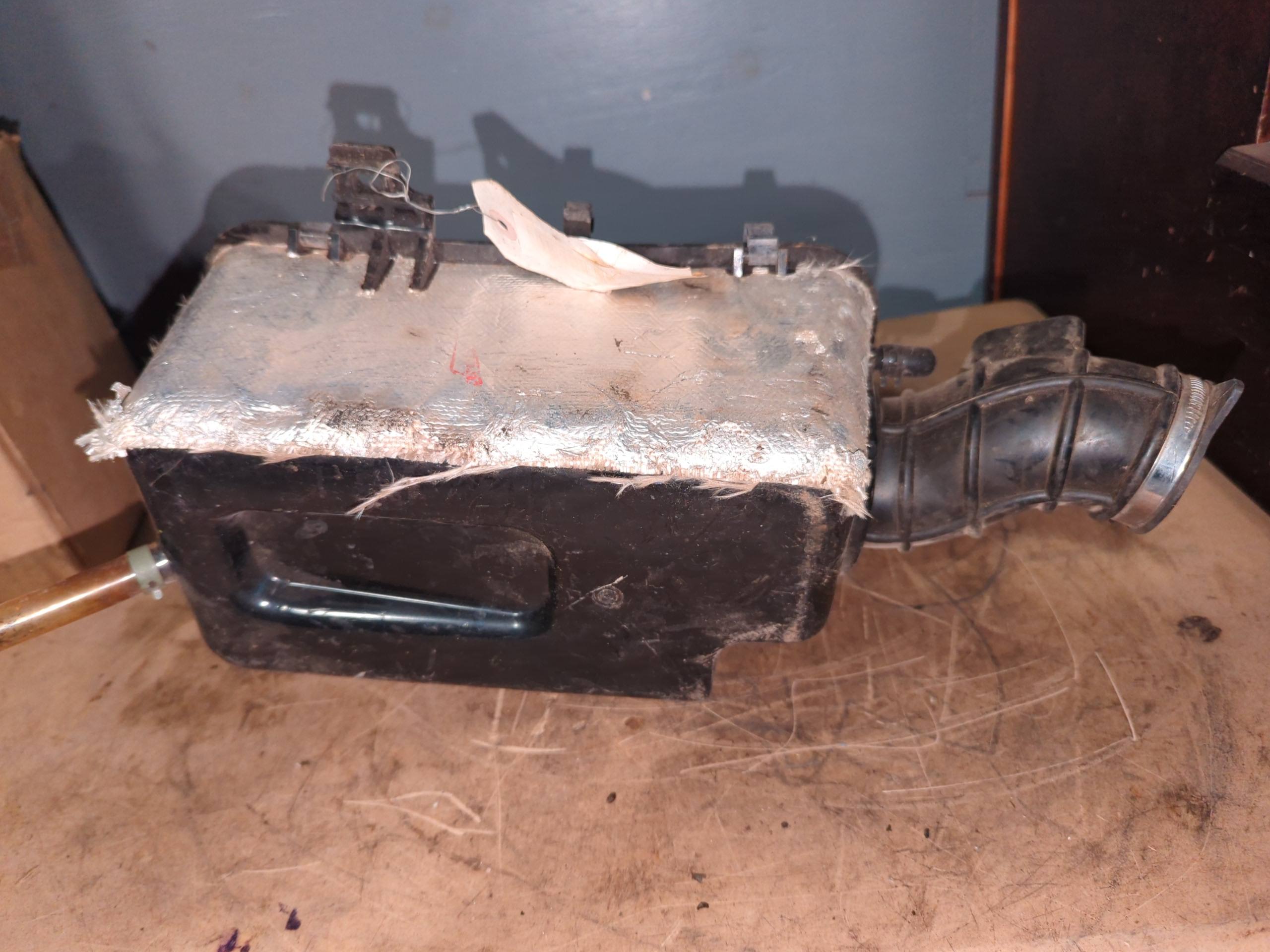 2011 - 2014 Polaris SPORTSMAN 400,500,800 AIR INTAKE BOX - Image 3