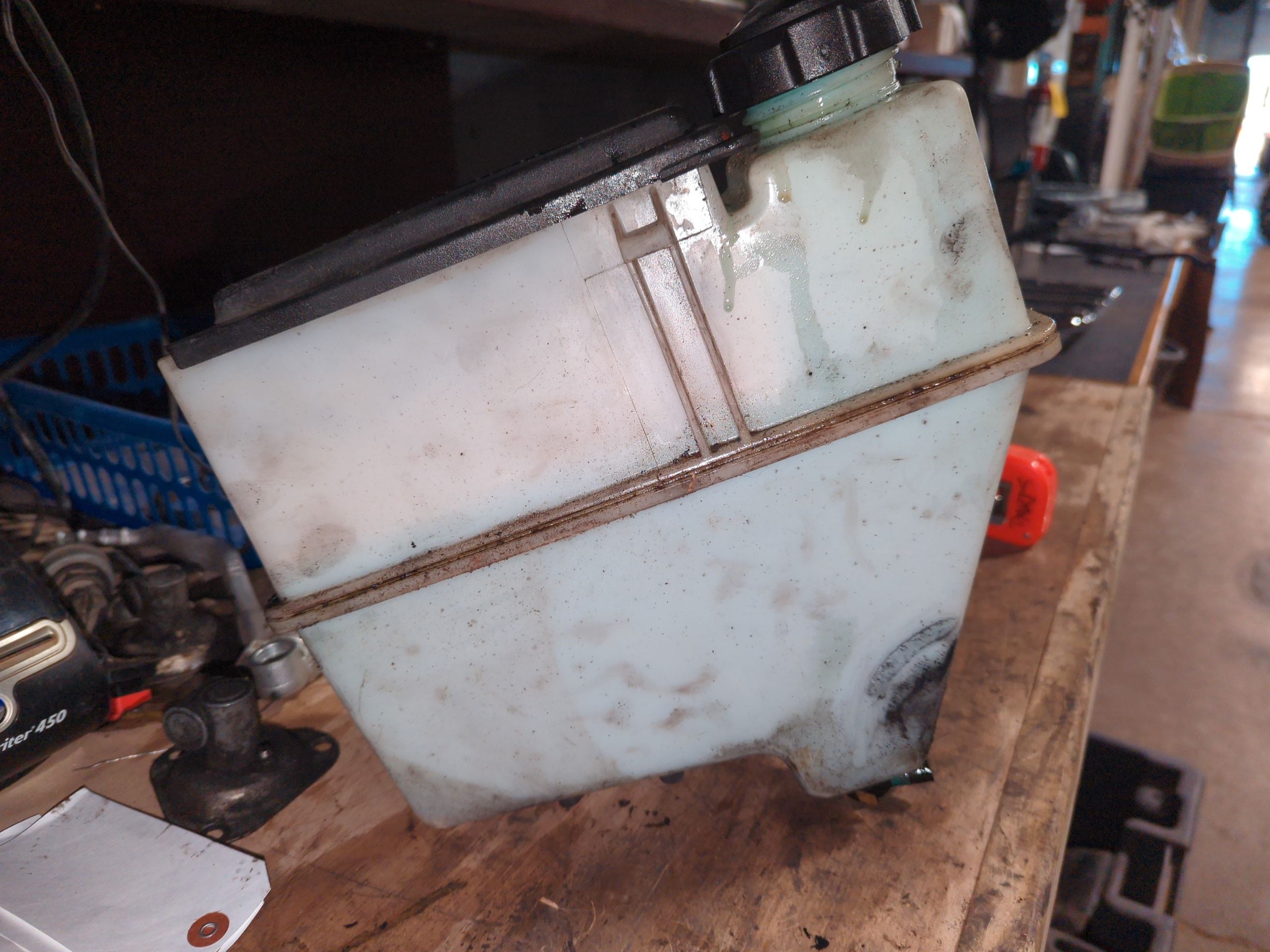 2004 - 2007 Polaris XC 800,RMK,Classic Oil Tank - Image 3