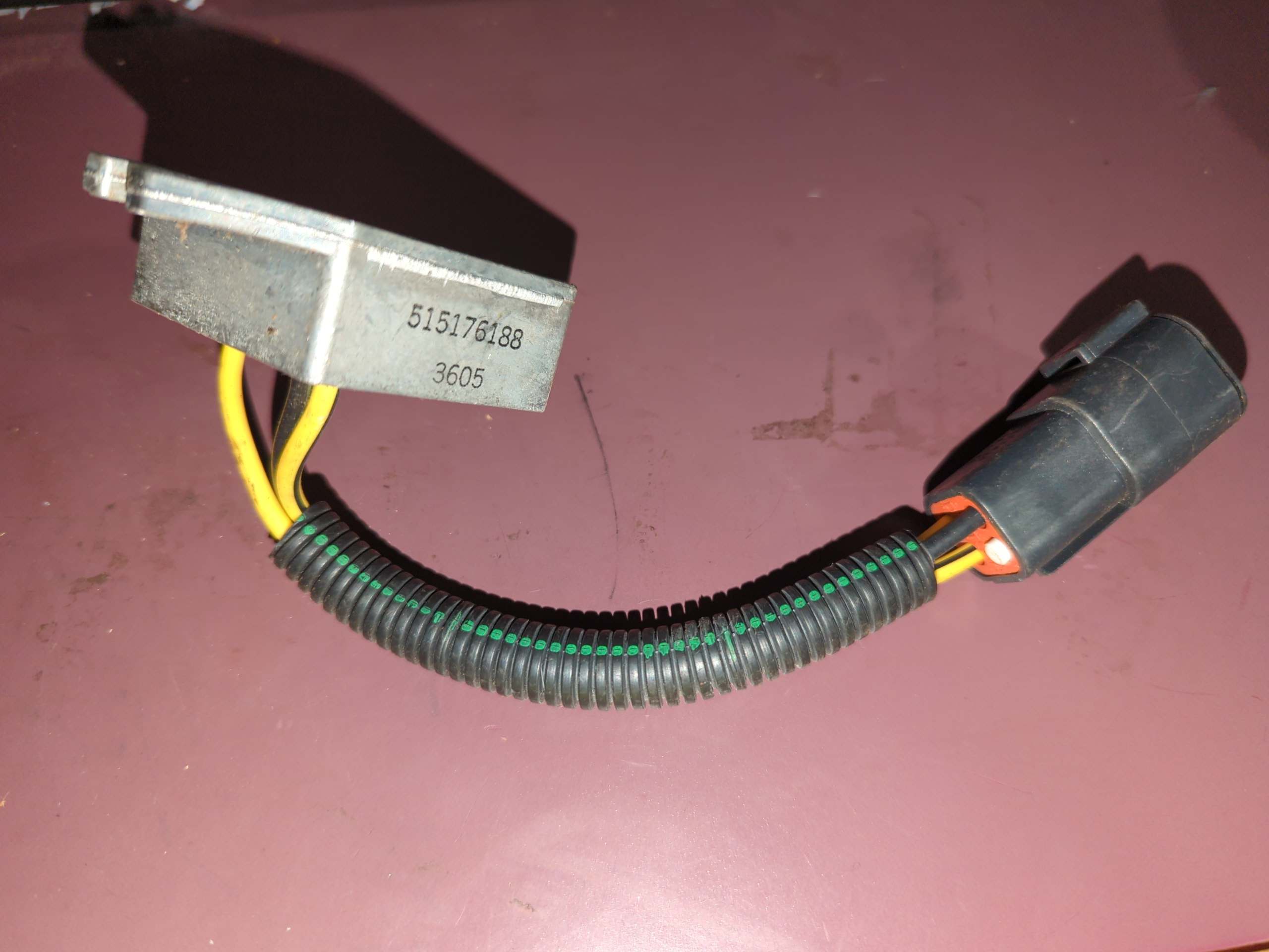 2005 - 2009 Ski Doo Expedition 550F,MX Z 380F,MX Z 550F,Summit 550F,Summit Fan Voltage Regulator Manual Starter