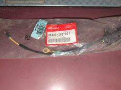 Honda Generators EU2000I OIL LEVEL SWITCH - Image 5