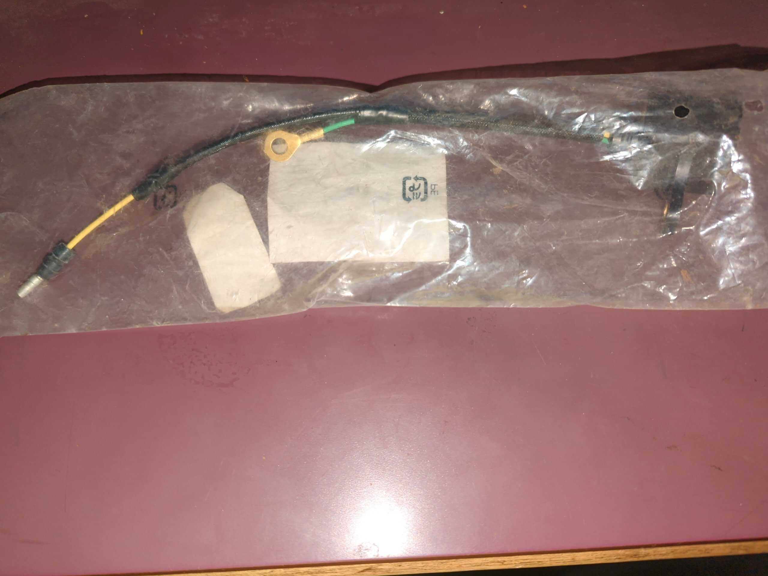 Honda Generators EU2000I OIL LEVEL SWITCH - Image 4
