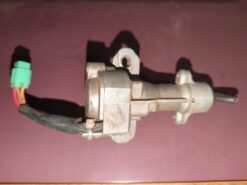 2005 - 2022 Suzuki BOULEVARD VZ800,VL800 LOCK ASSY,STEERING Key Switch - Image 3
