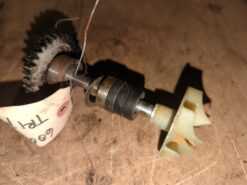 1995 - 1999 SKI-DOO FORMULA III 600 Water Pump Impeller Shaft - Image 2