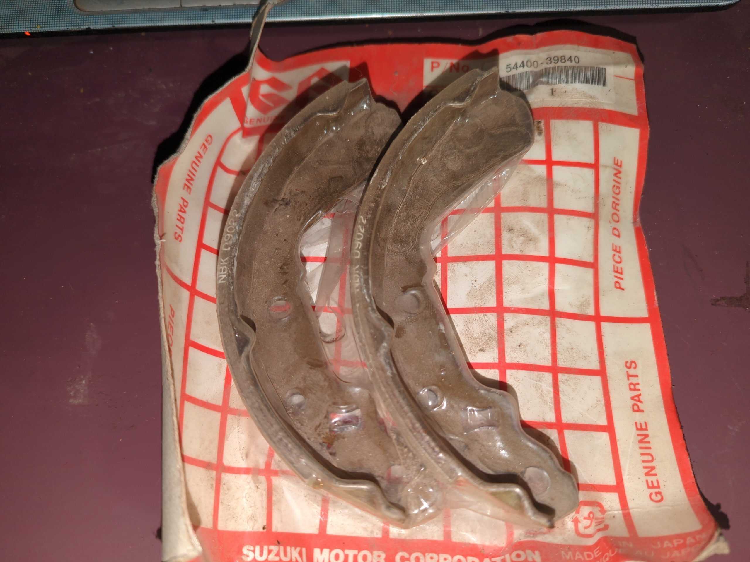 1991 - 2002 Suzuki Kingquad LT-F4WDX,LT-F300F BRAKE SHOE