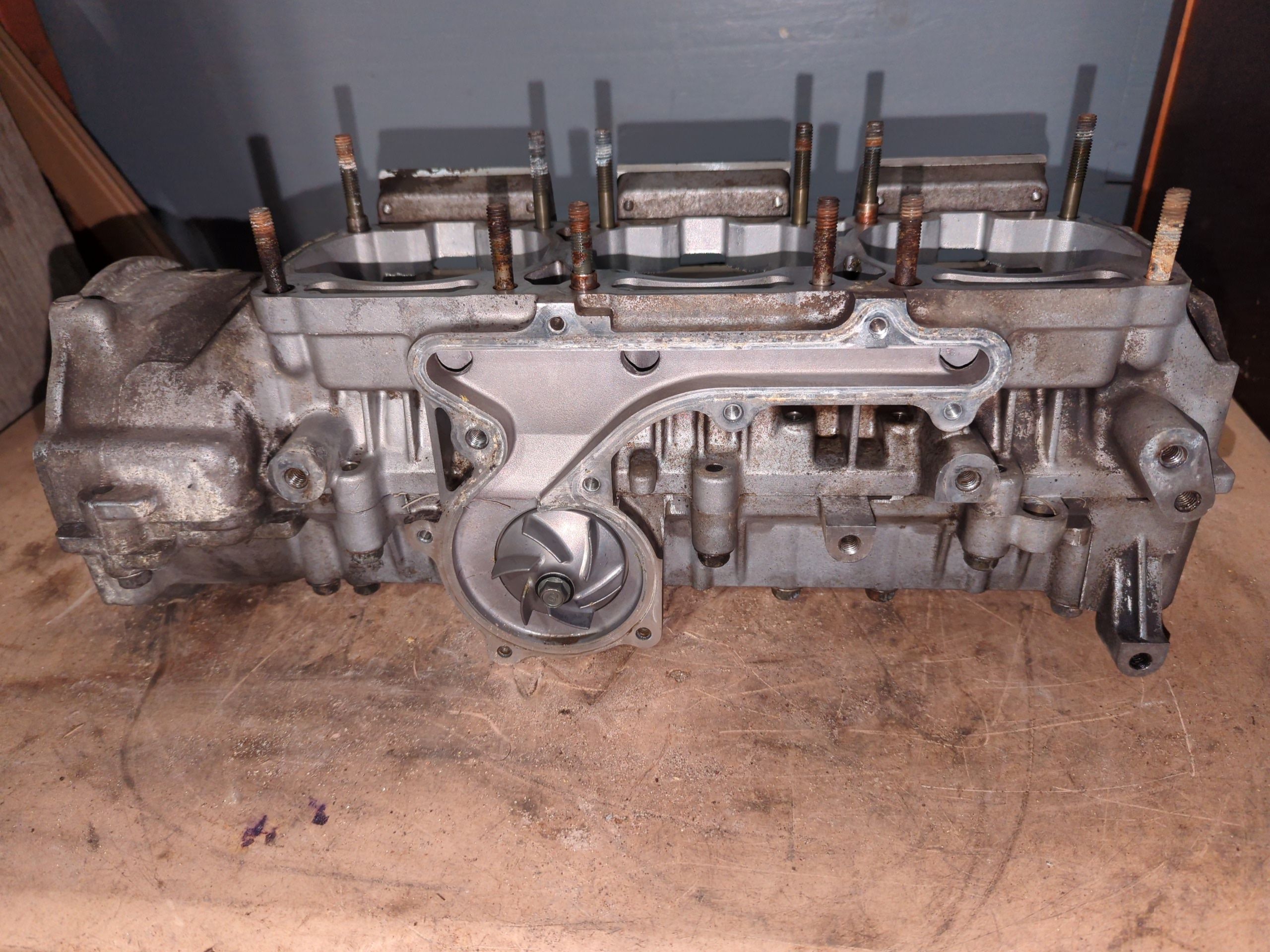 1997 - 2006 Yamaha VENTURE 700 VMAX 600,700 MOUNTAIN MAX, SX VENOM SX600R Crankcase Assembly - Image 6
