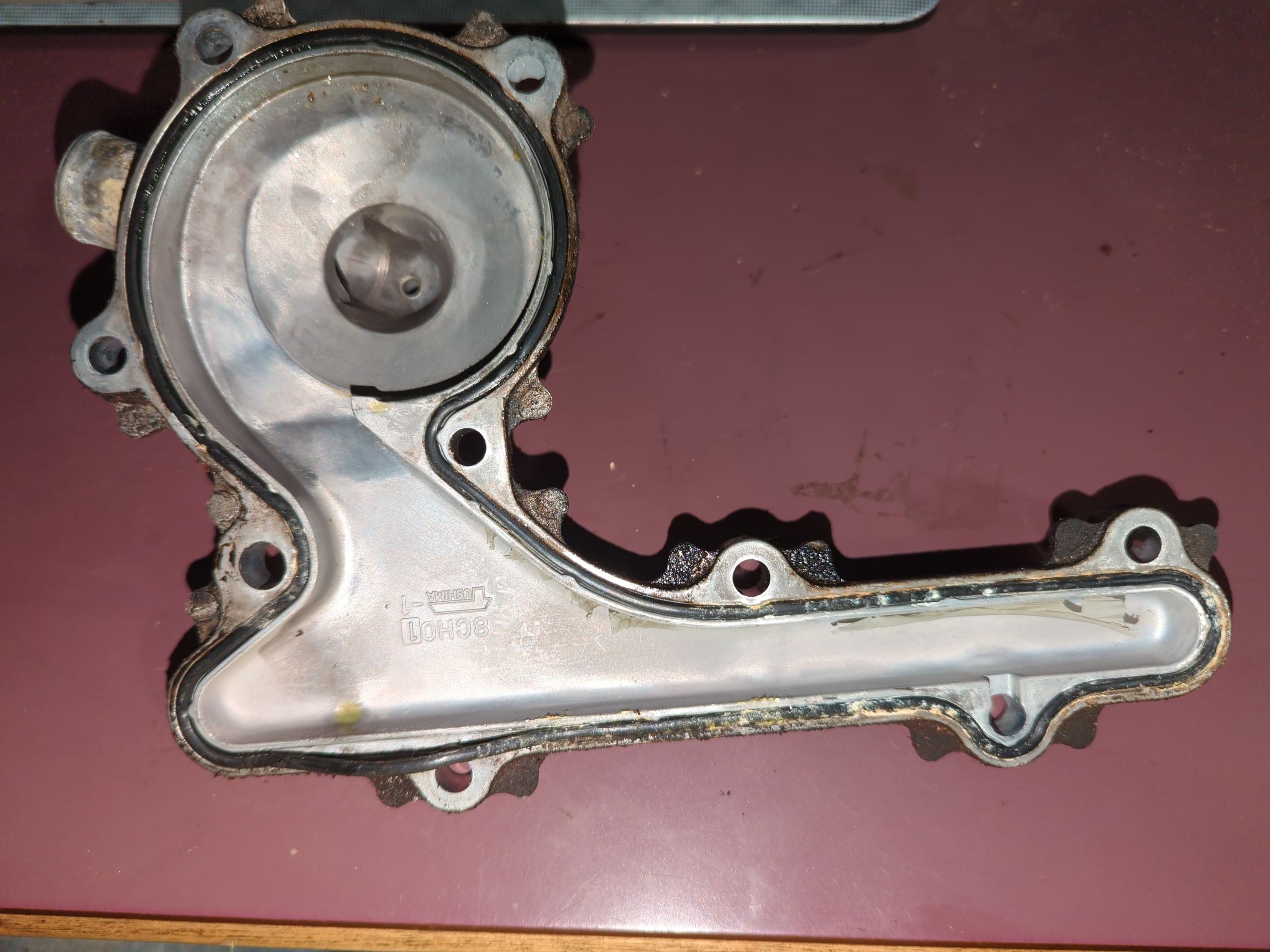 1998 - 2006 Yamaha MOUNTAIN MAX SRX600,700 VENTURE 700 VMAX 700 SX600R Water Pump Cover, Housing - Image 5