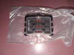 Jtron 6-way  Fuse Block  DC 12V-32V Fuse Block Holder With LED Indicator Light - Image 2