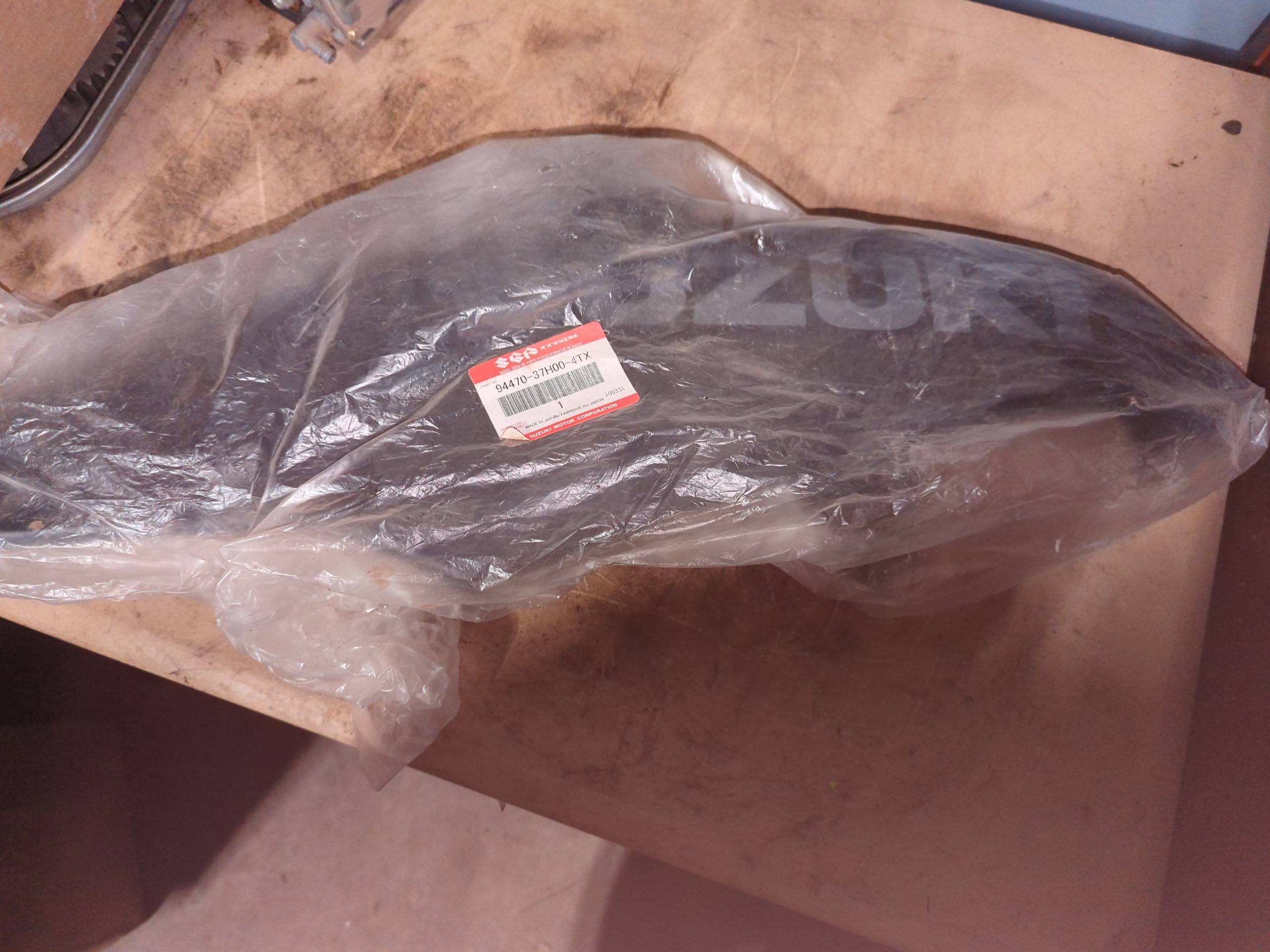 2008 - 2009 Suzuki GSX-R750 COWLING, UNDER RH - Image 4