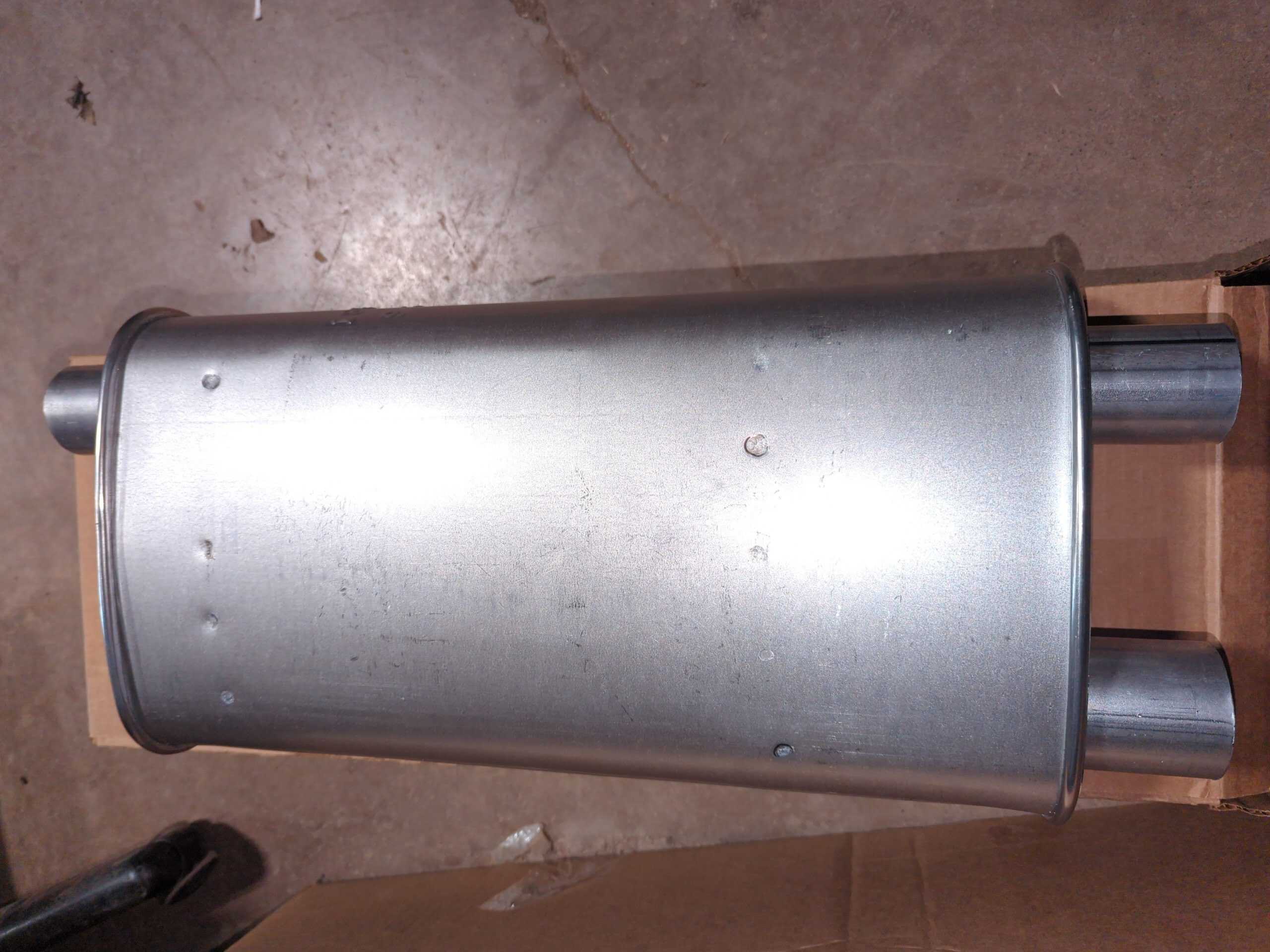 1988 CHEVROLET CAMARO Walker Muffler - Image 4