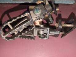 Gio  GX250 , X36 Foot Pegs - GX0400100050410